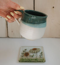 Load image into Gallery viewer, Golden Daisy fused glass coaster hand made by Flow Glass Kirkwall Orkney Islands Scotland
