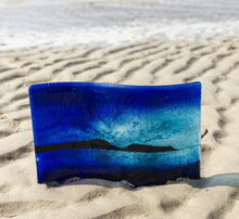 Load image into Gallery viewer, Hoy Fused Glass Large Wave