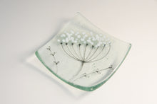 Load image into Gallery viewer, Cow Parsley fused glass small dish by Flow Glass Orkney Isles Scotland