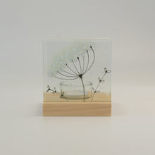 Load image into Gallery viewer, Cow Parsley tea light holder by Flow Glass Orkney Isles Soctland