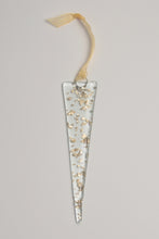 Load image into Gallery viewer, Gold Icicle hanging by Flow Glass Orkney Islands Scotland

