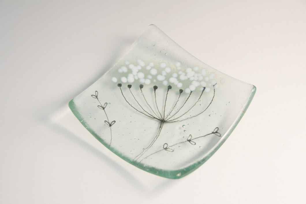 Cow Parsley fused glass small dish by Flow Glass Orkney Isles Scotland