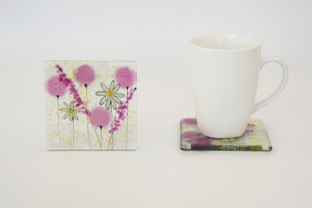 Daisy (Pink) fused glass coaster by Flow Glass Orkney Isles Scotland